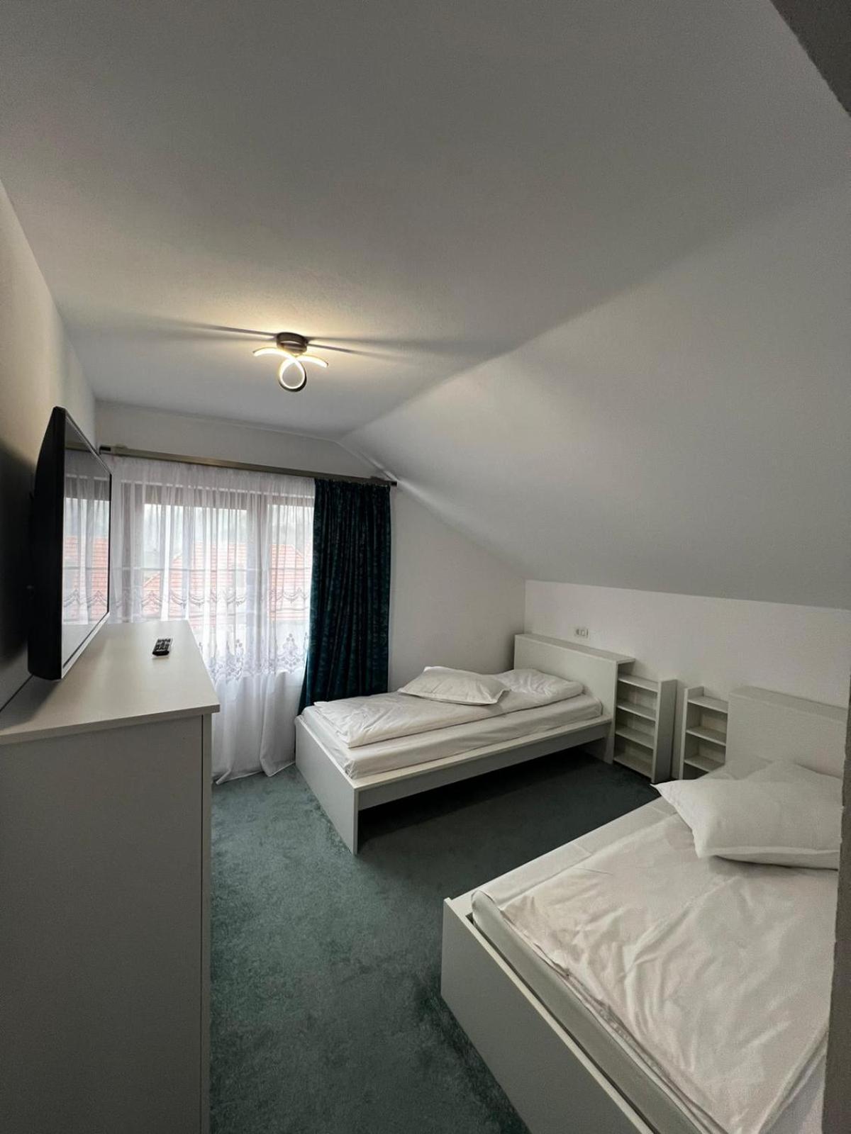 Casa Bujor De Munte Dragoslavele Hotell Eksteriør bilde